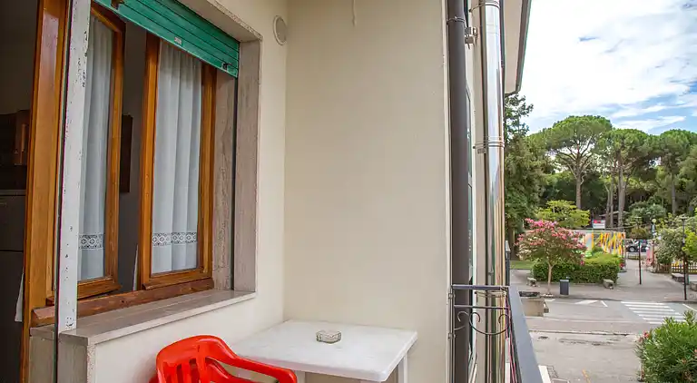 Downtown flat 250mt from the beach