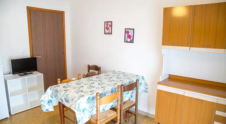 Two triple bedroom flat near the beach in Eraclea
