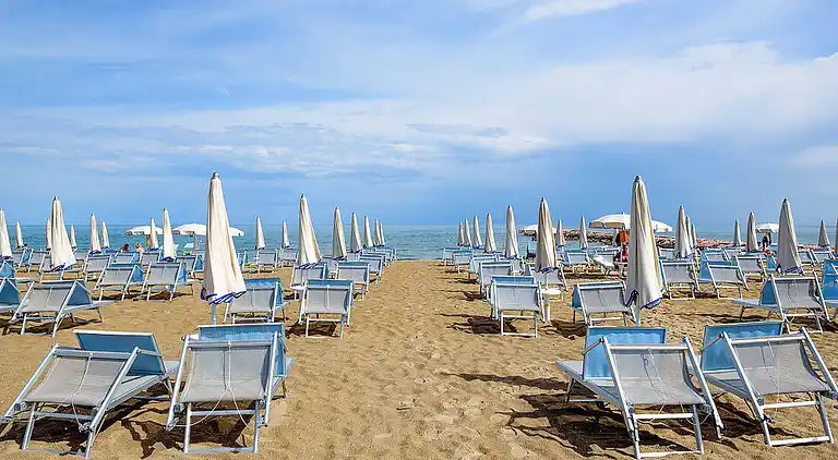 Two triple bedroom flat near the beach in Eraclea