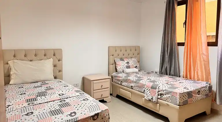 Santiago Amazing 4bedrooms Apt for group, spectacular WIFI,