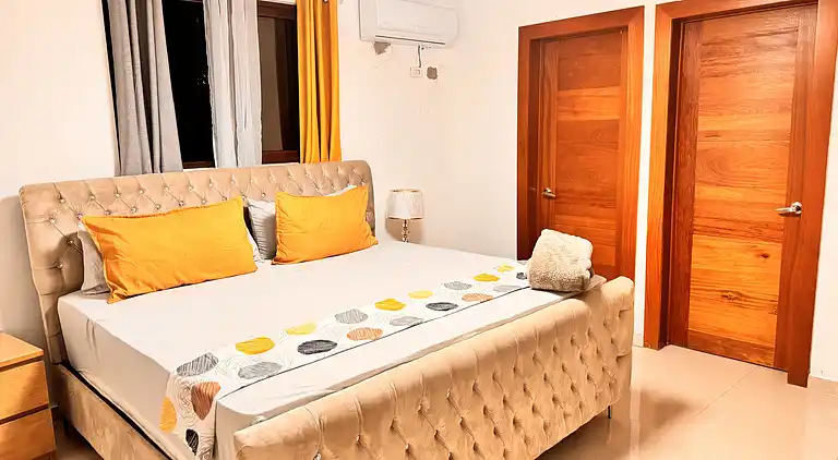 Santiago Amazing 4bedrooms Apt for group, spectacular WIFI,