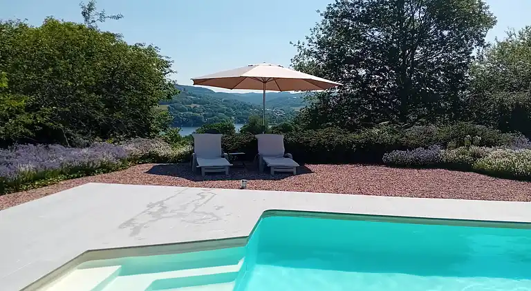 Feriebolig i Châtin