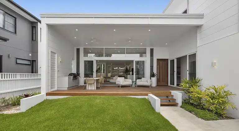 Apartment on Pottsville Beach