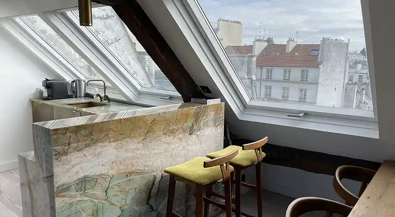 Penthouse avec terrasse privée et vue