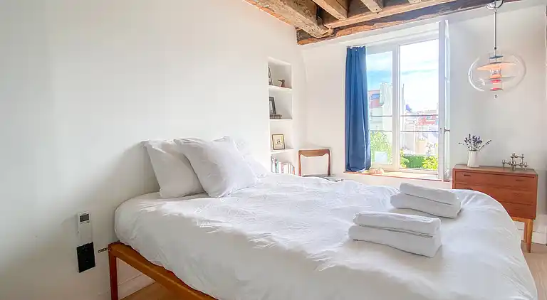 Penthouse avec terrasse privée et vue