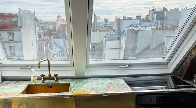 Penthouse avec terrasse privée et vue