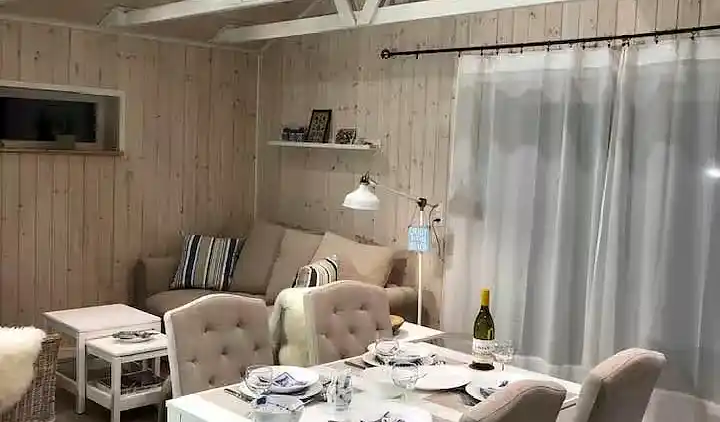 800m til strand,  strøm og vand inkl. 