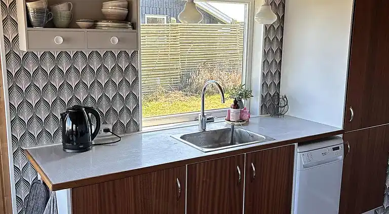 Charmerende sommerhus med udsigt til Østersøen