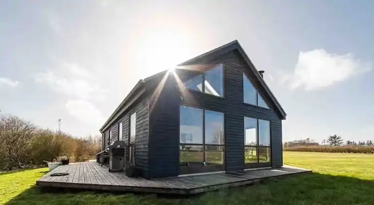 Schönes Ferienhaus am Dejbjerg Golfclub