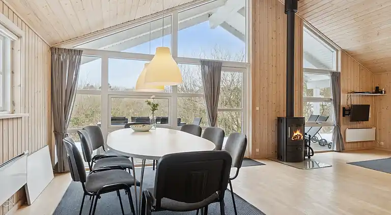 Familievenligt sommerhus med spa og sauna