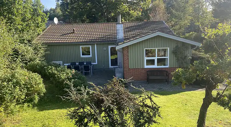 Schönes Ferienhaus in einem Waldgebiet gelegen