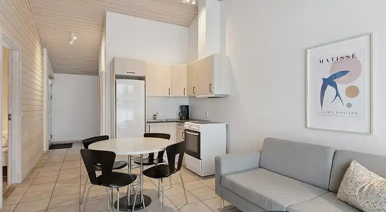 Ferieophold med terrasse ved hav og golf