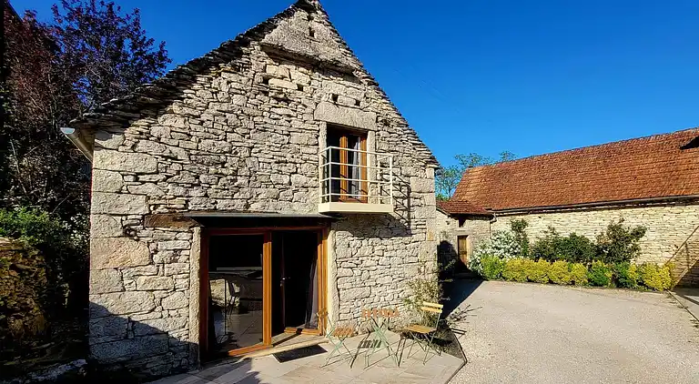 Charming gîte in stones