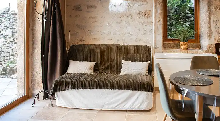 Charming gîte in stones