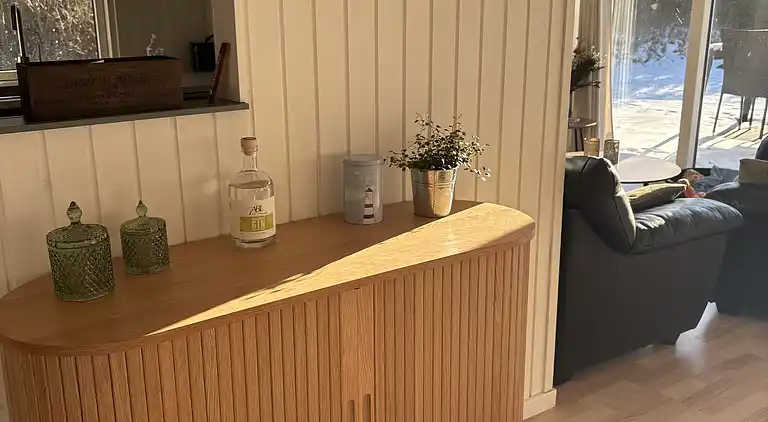 Hyggeligt sommerhus med vildmarksbad