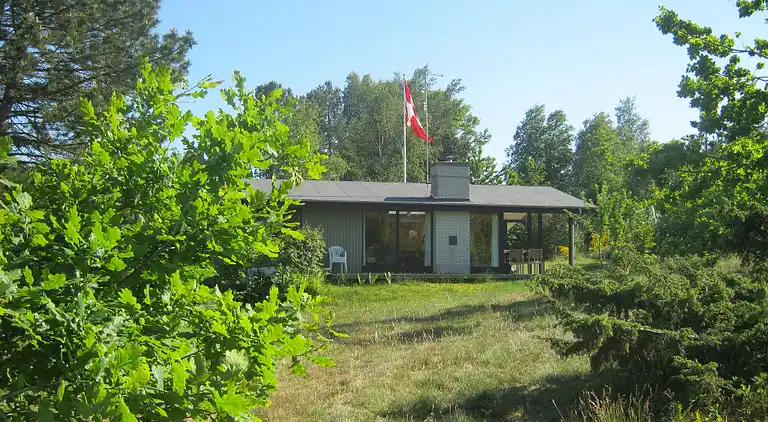 Schönes Sommerhaus in der Nähe des Meeres