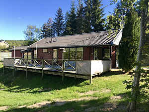 Trevligt fritidshus på stor tomt
