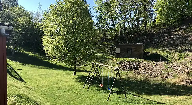 Gemütliches Ferienhaus auf großem Grundstück