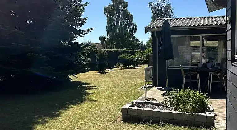 Hyggeligt sommerhus nær strand og oplevelser