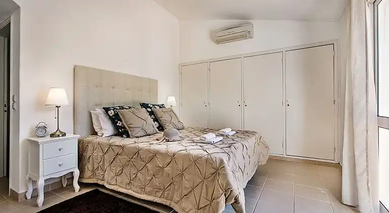 4 Betten, Blick auf den Golfplatz, optionale Poolheizung