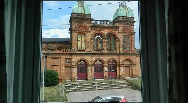 Pavilion Cottage next to Gorleston beach