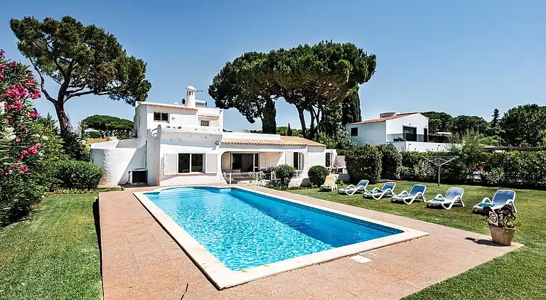 4 Betten, Blick auf den Golfplatz, optionale Poolheizung