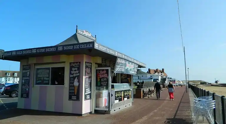 Pavilion Cottage next to Gorleston beach