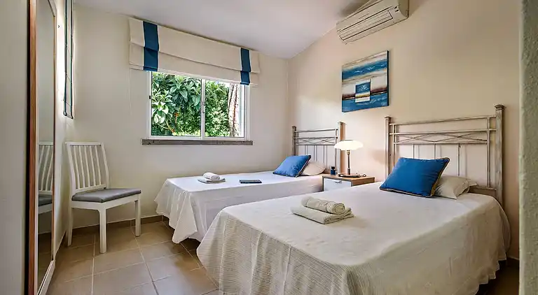 4 Betten, Blick auf den Golfplatz, optionale Poolheizung