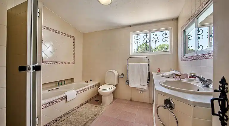 4 Betten, Blick auf den Golfplatz, optionale Poolheizung