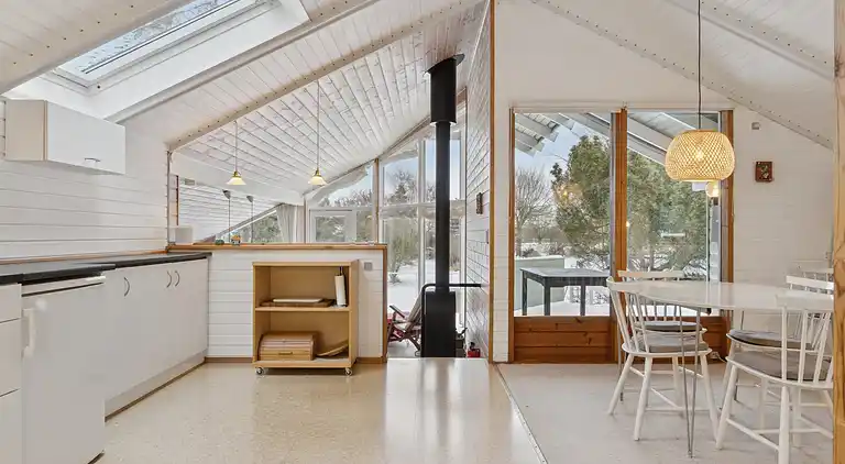 Hyggeligt sommerhus tæt på strand og natur