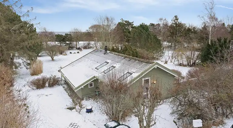 Hyggeligt sommerhus tæt på strand og natur