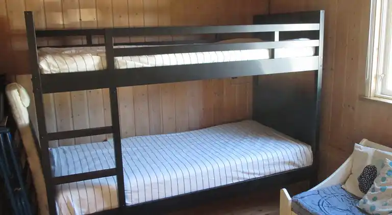 Helles Ferienhaus nur 300 m vom Wasser