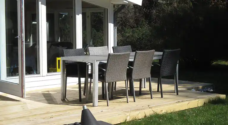 Helles Ferienhaus nur 300 m vom Wasser