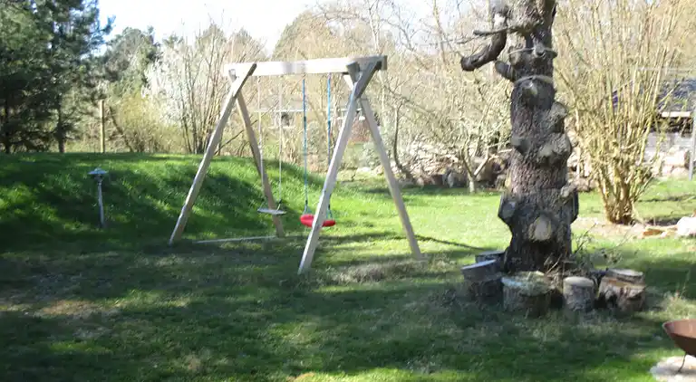 Helles Ferienhaus nur 300 m vom Wasser