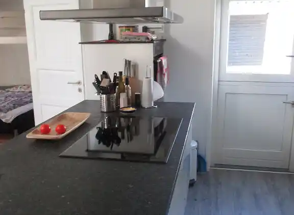 Helles Ferienhaus nur 300 m vom Wasser