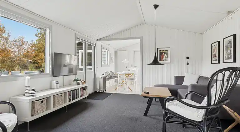 Sommerhusidyl med udesauna og vildmarksbad