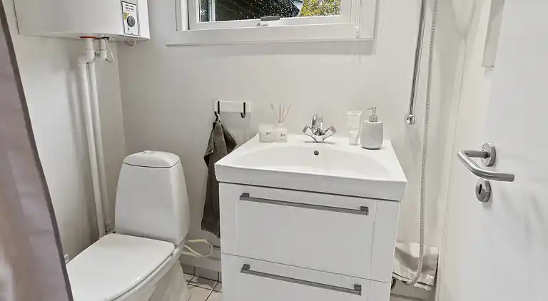 Sommerhusidyl med udesauna og vildmarksbad