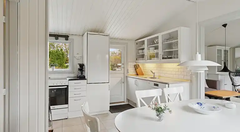 Sommerhusidyl med udesauna og vildmarksbad