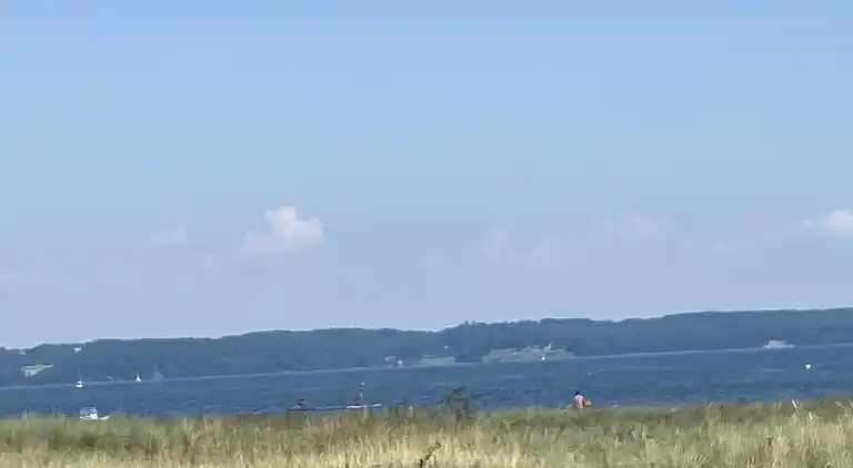 Dejligt familieferiehus kun 130 m fra stranden. 