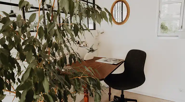 Idyllisches Haus auf einem Reiterhof