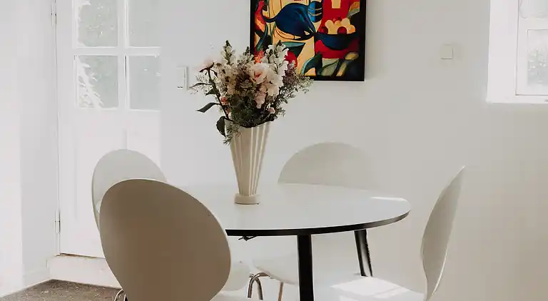 Idyllisches Haus auf einem Reiterhof