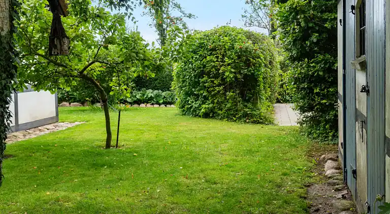 Cozy farmhouse close to the sea