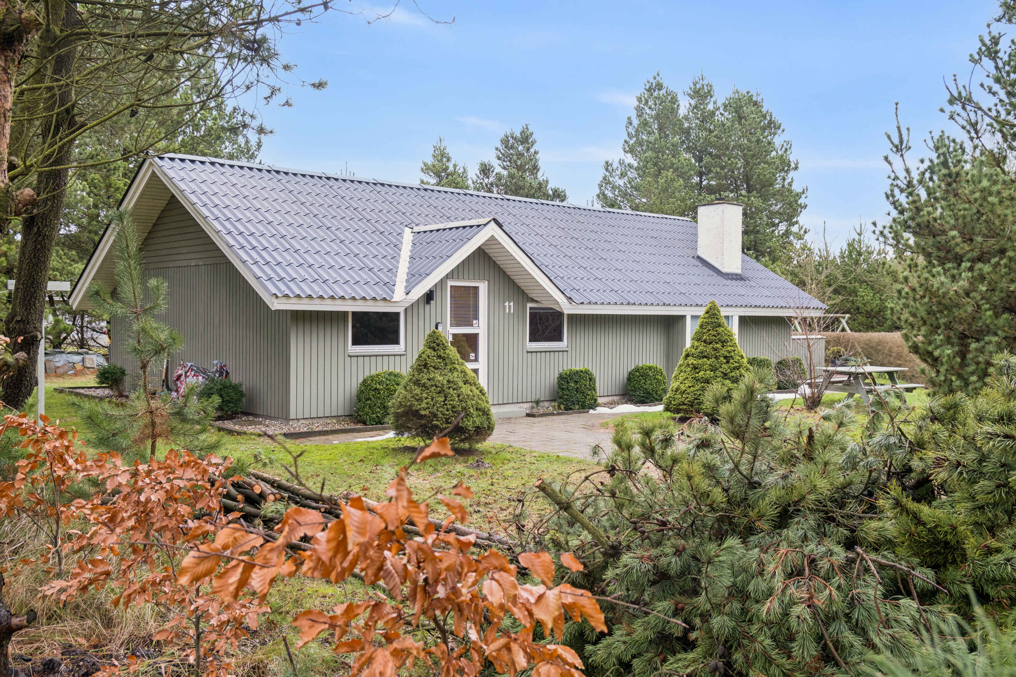 Sommerhus til 6 personer med spabad beliggende i L�nne