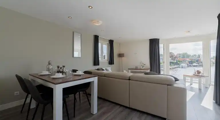 Holiday home in West-Graftdijk