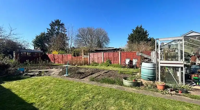 Cozy Guest Room in Aldershot Perfect for Solo Travellers