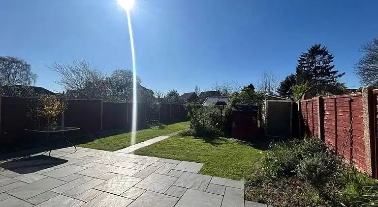 Cozy Guest Room in Aldershot Perfect for Solo Travellers