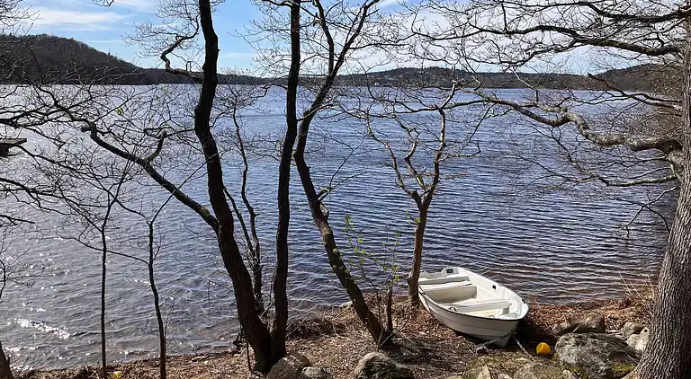 Acogedora villa cerca del lago y la naturaleza y de Liseberg