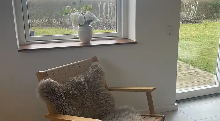 Schönes Ferienhaus in der Nähe von Strand u. Wald