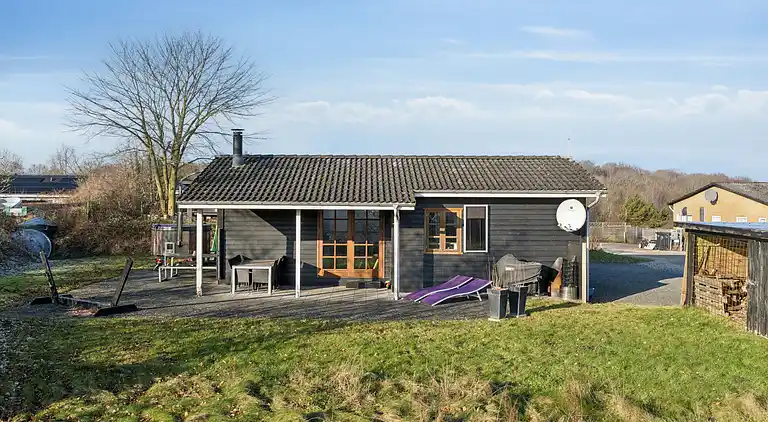 Dejligt feriehus nær skov og strand