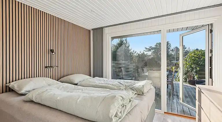 Rolig ferie i Hemmet – 300 m til vandet